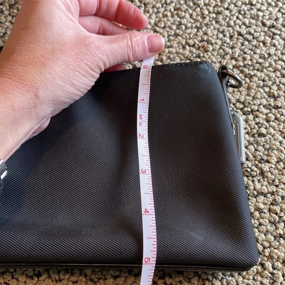 Coach Wristlet/Clutch Nylon & Leather Trim Bag in EUC